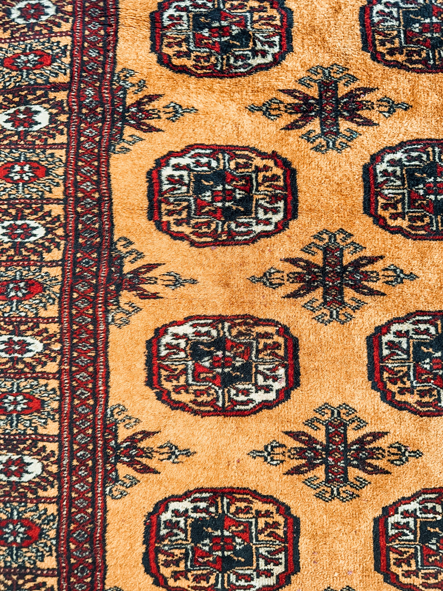 “Bokhara” Vintage Rug 4’6” X 2’8”